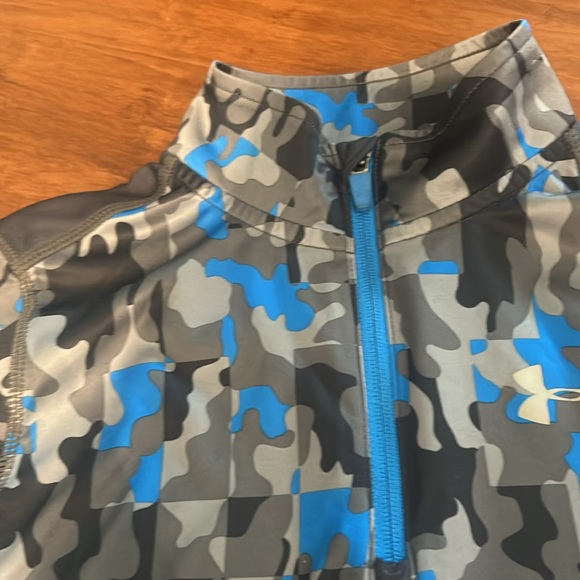 Under Armour Blue Camo lightweight quarter zip - Picture 2 of 4
